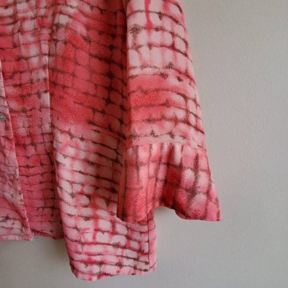 Vintage caviar Raspberry red colour pattern shirt, small size - Picture 3 of 4